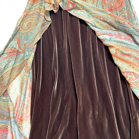 Ralph Lauren Long skirt. Size 6. New with tags. Never worn. Perfect condition - Picture 4 of 5